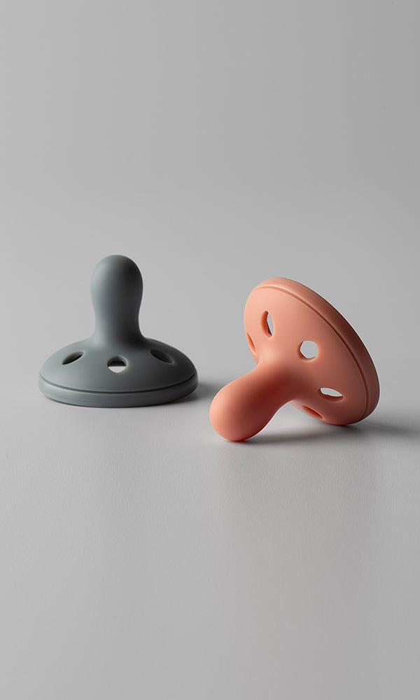 Tommee Tippee Breast-like Soothers 6-18M