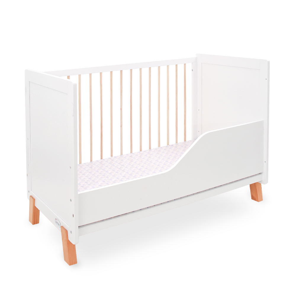 WHITE WOODEN BABY COT – 2-IN-1 CONVERTIBLE WITH MOSQUITO NET