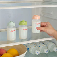Pigeon Baby Milk Storage & Feeding Bottles – 3 Piece Set - View 4