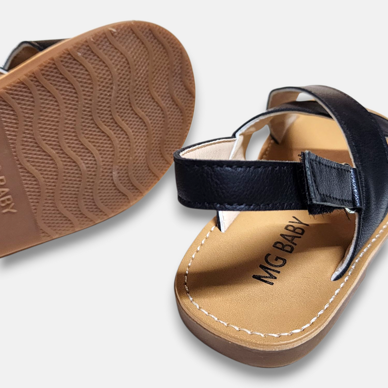 Girl Sandal Buckle Black Zubaidas