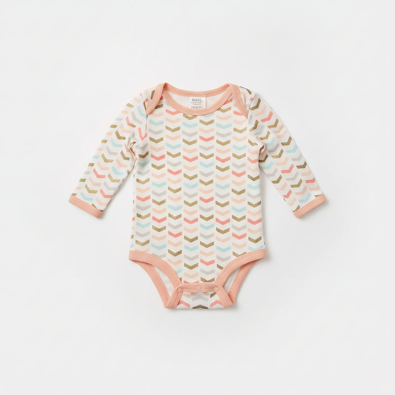 Long-Sleeve Cotton Baby Bodysuit with Pastel Chevron Pattern Zubaidas