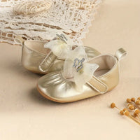 Baby Pump Golden Bow - View 2