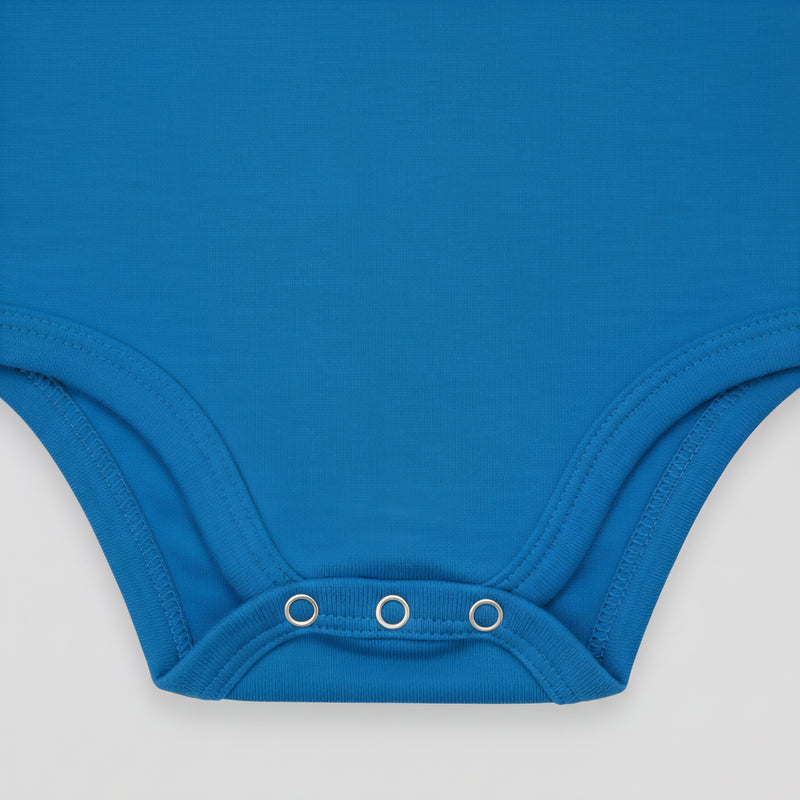 Mummy is the Boss Long-Sleeve Graphic Baby Bodysuit Blue