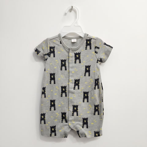 Playful Castle Print Baby Romper – Soft Gray Cotton Blend